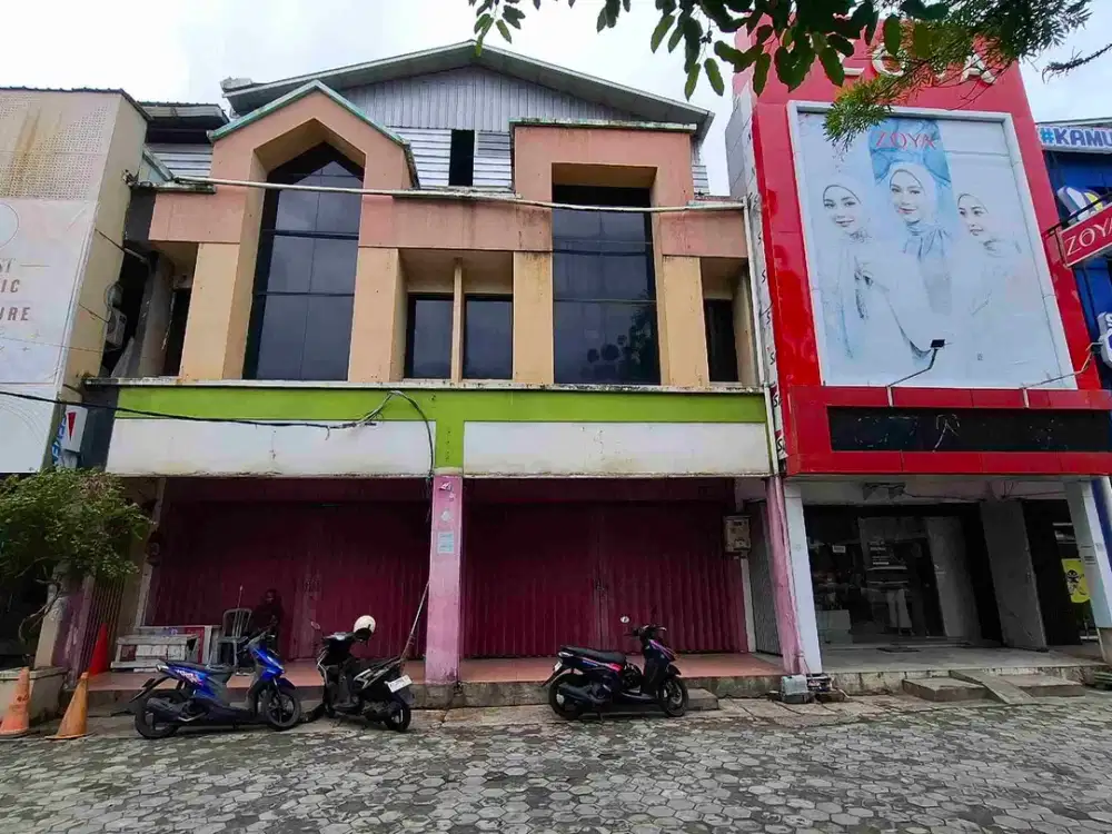 Disewakan Ruko Tengah Kota