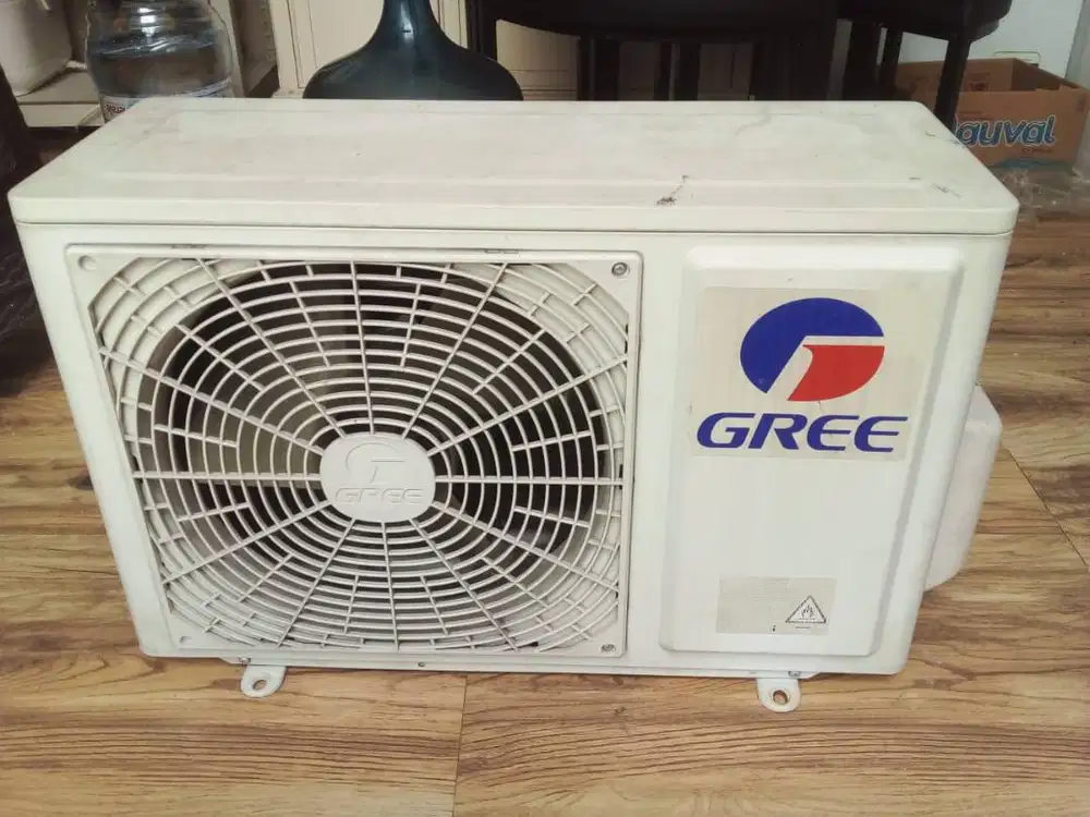 BU Jual AC 3/4PK Merk Gree