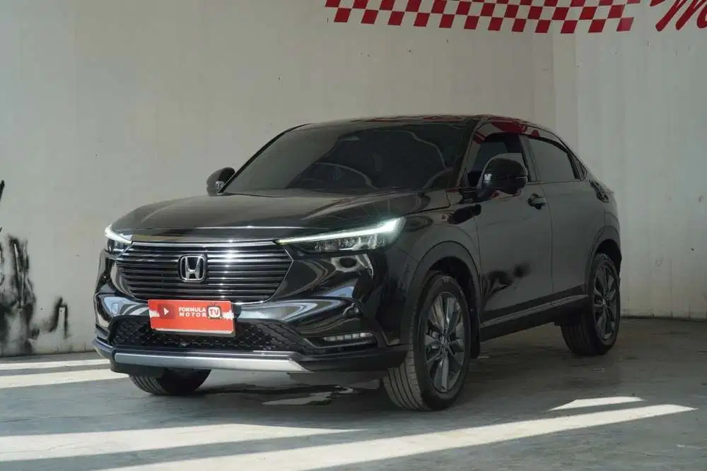 Honda HR-V SE 1.5 AT 2023 Hitam
