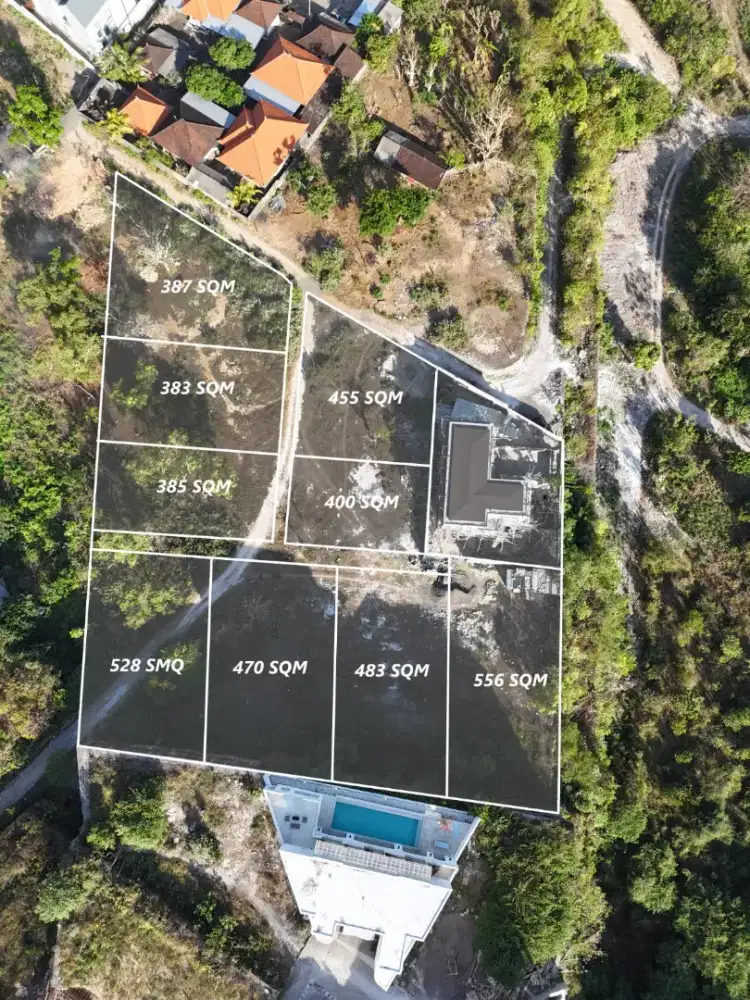 SMALL PLOT OF LAND FOR LEASE