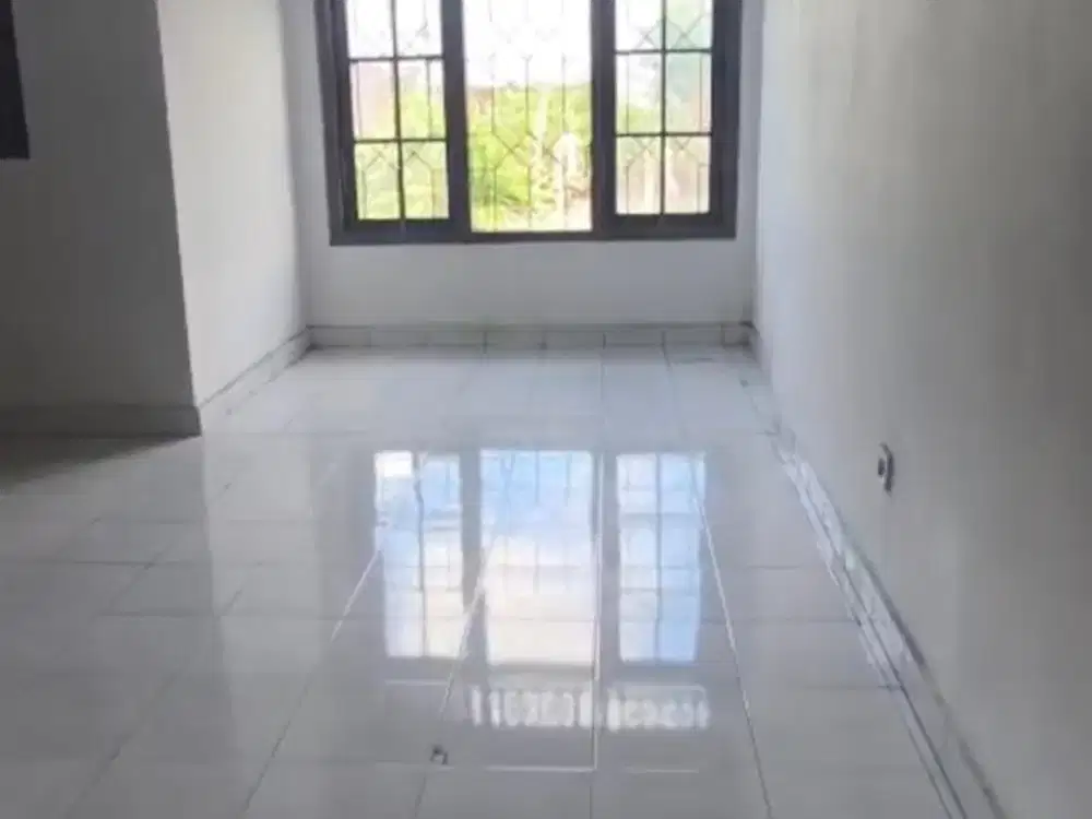 Properti Strategis 2 Lantai di Jantung Kota Denpasar (Dekat Simpang 6 & Akses Utama)