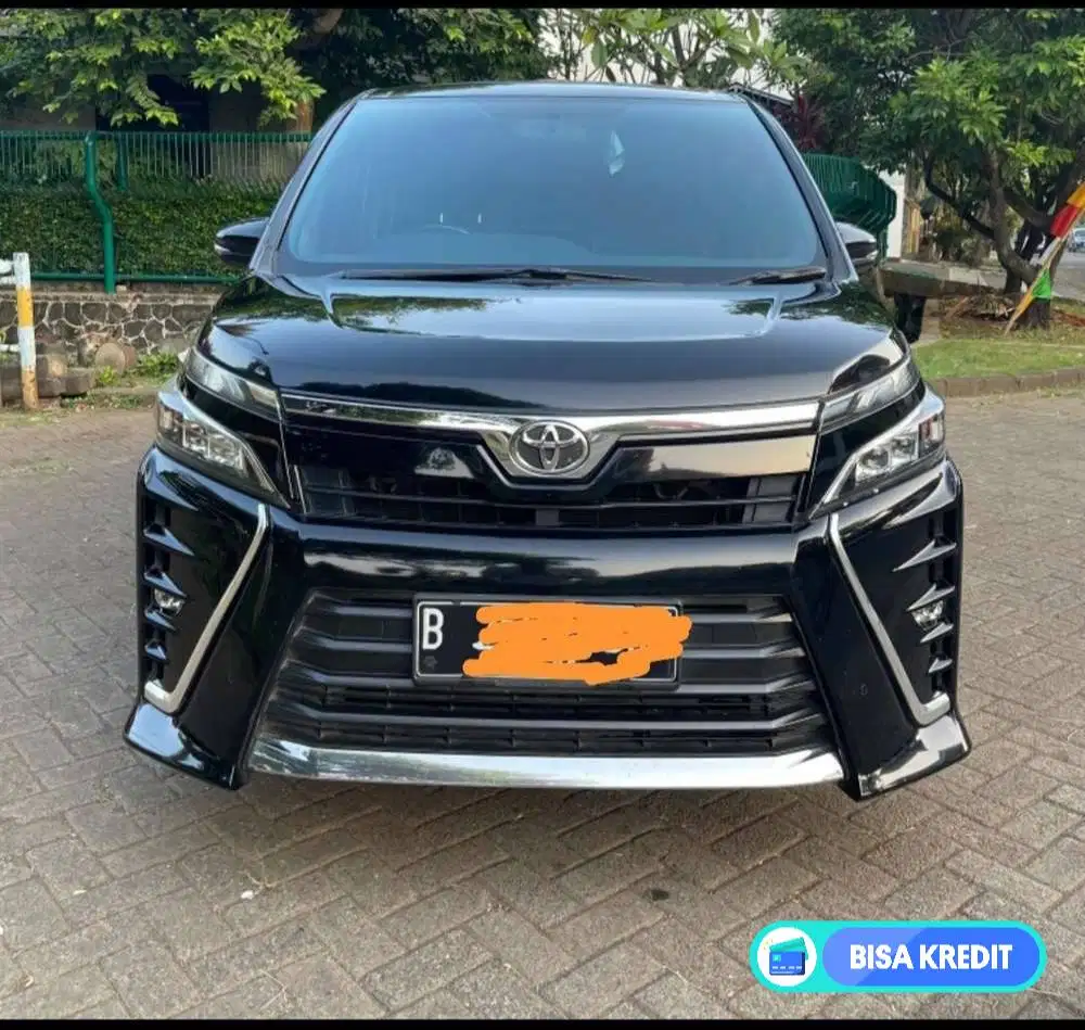 Toyota Voxy 2021 Bensin