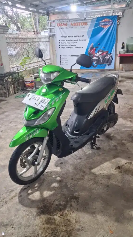 (B) Yamaha Mio Smile Tahun 2010