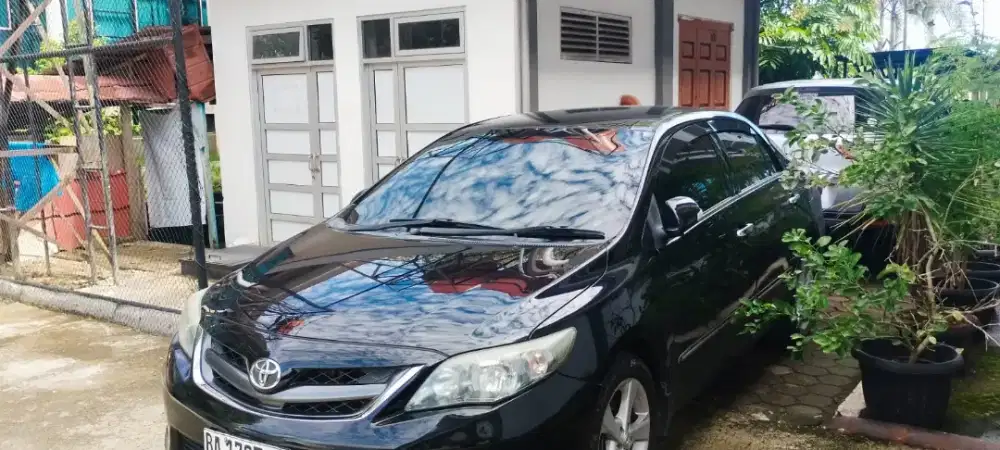 Dijual corola altis harga 140 jt nego