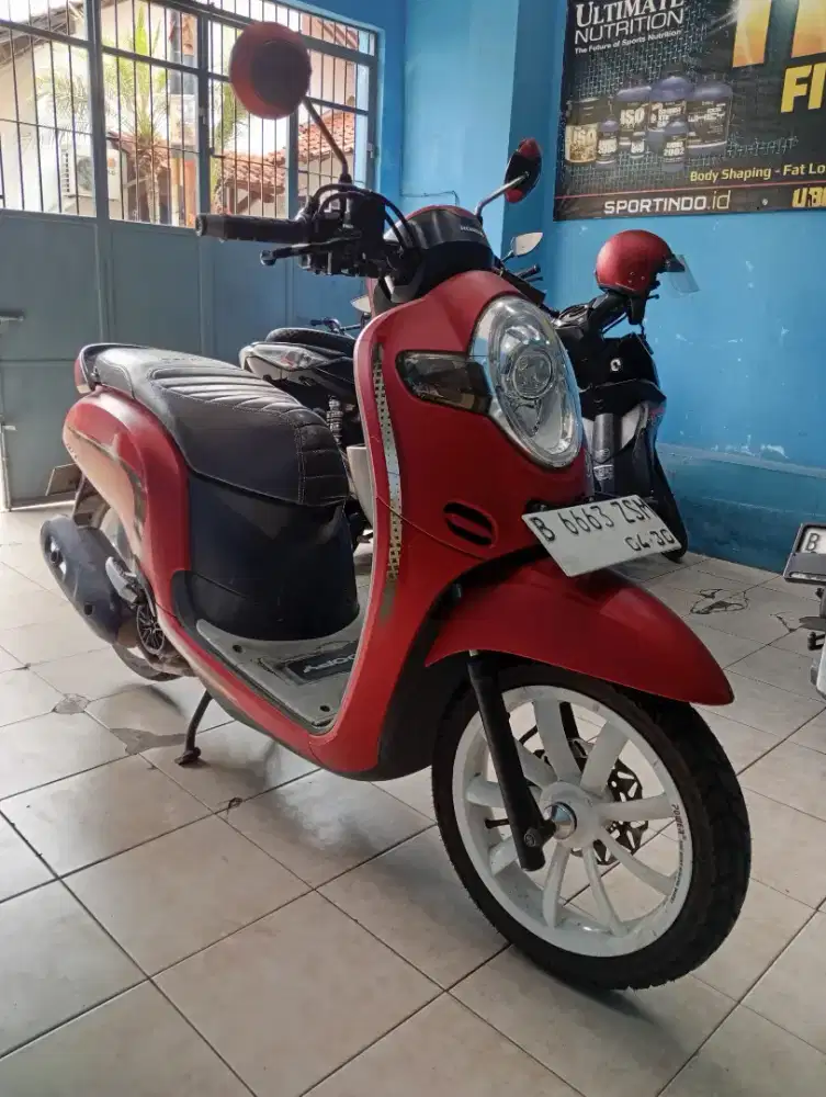 Honda scoopy 2017