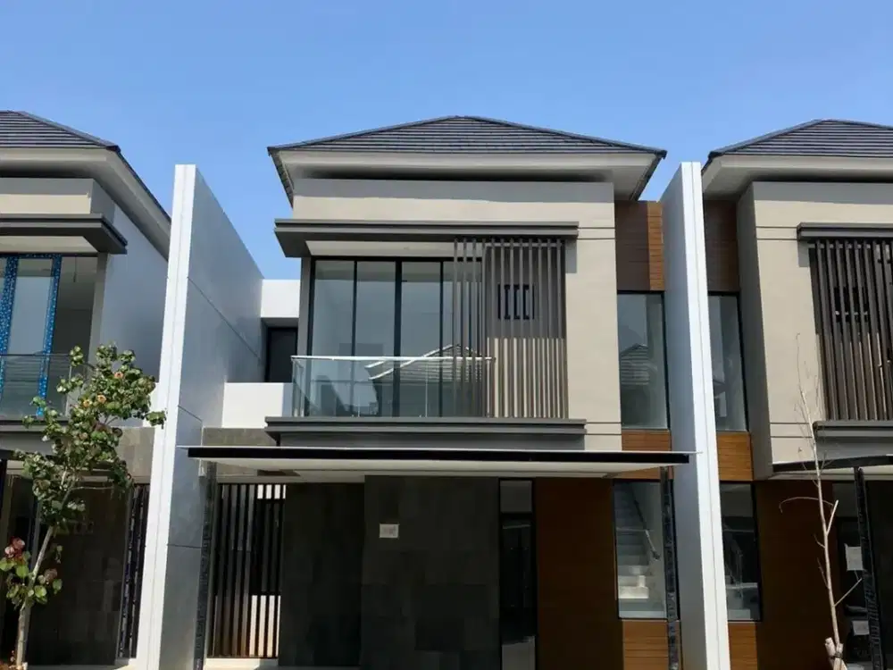 Rumah Kuningan Village 2LT 8x15 120m2 4+1KT Brand New Siap Huni