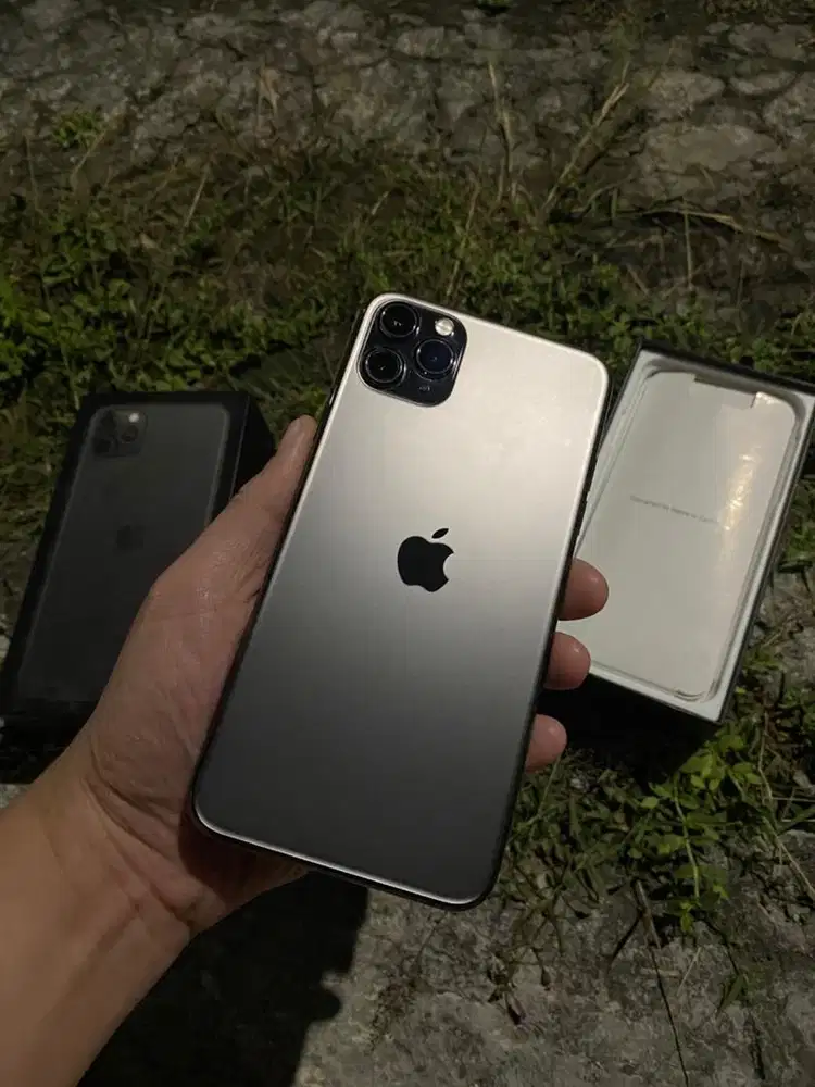 Iphone 11 pro max 64gb ios lama