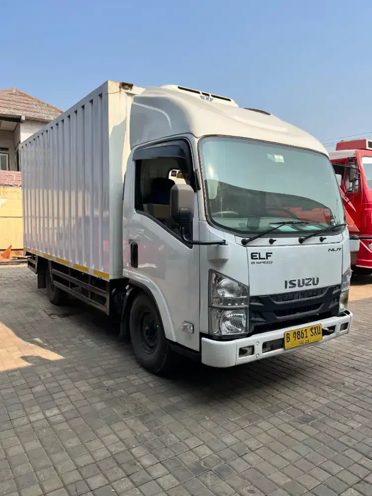 TRUK BOX FREEZER ISUZU ELF NLR 85 2022