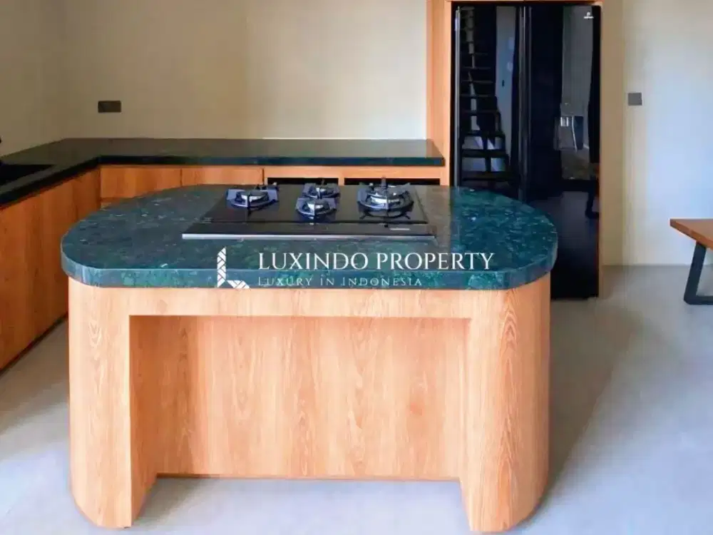 DISEWAKAN TAHUNAN VILLA DENGAN 3 KAMAR TIDUR DI CANGGU - Thumbnail 6