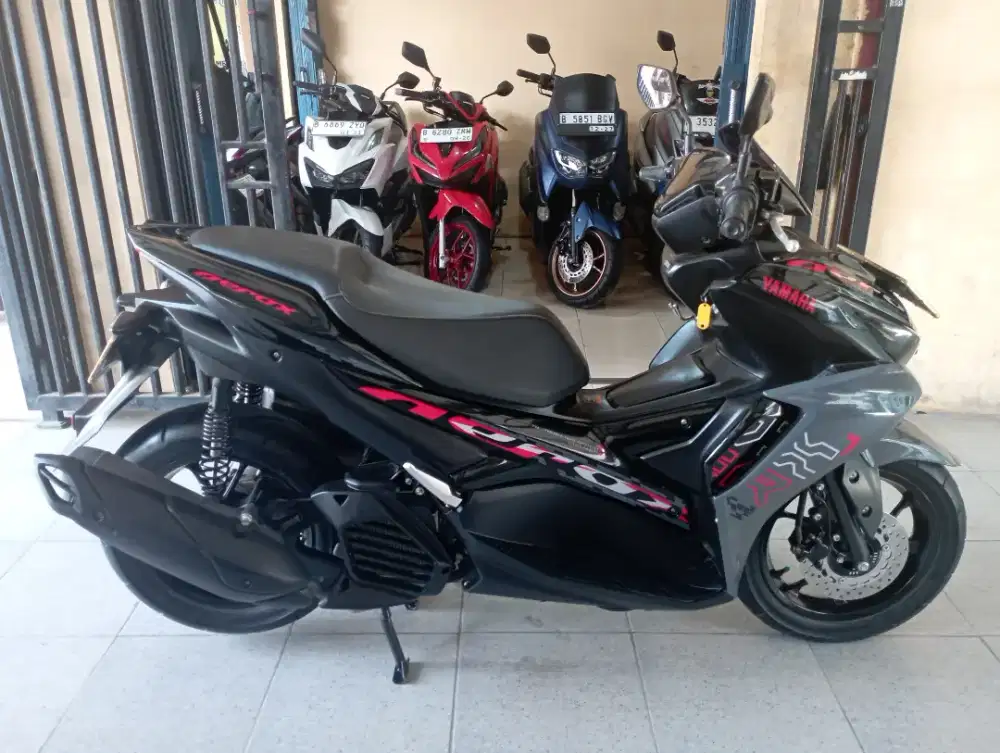 YAMAHA AEROX 2025 kondisi bagus