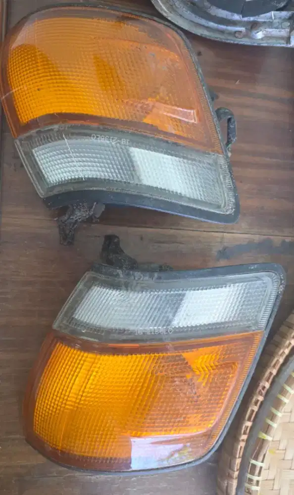 Sein (Corner Lamp) Toyota Kijang Kapsul