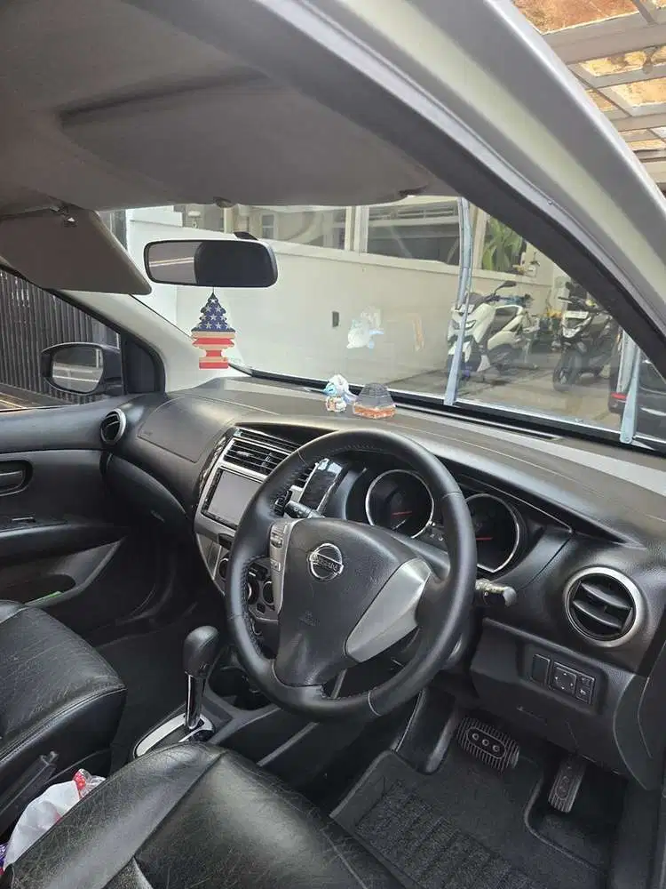 Nissan Grand livina 2015 Bensin