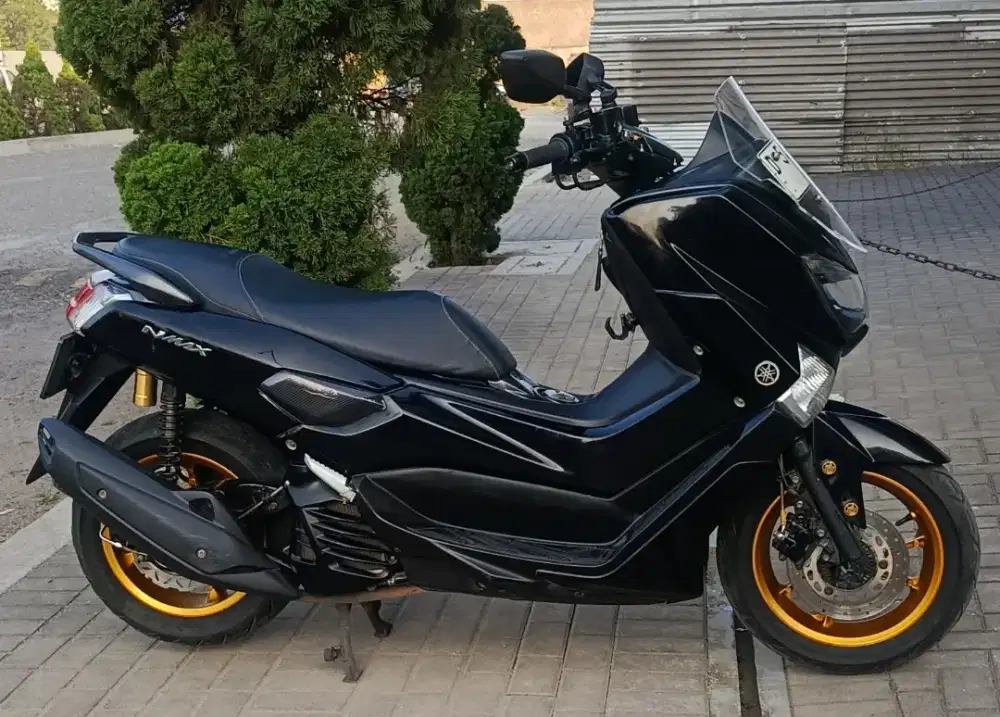 NMAX OLD 2015 HITAM