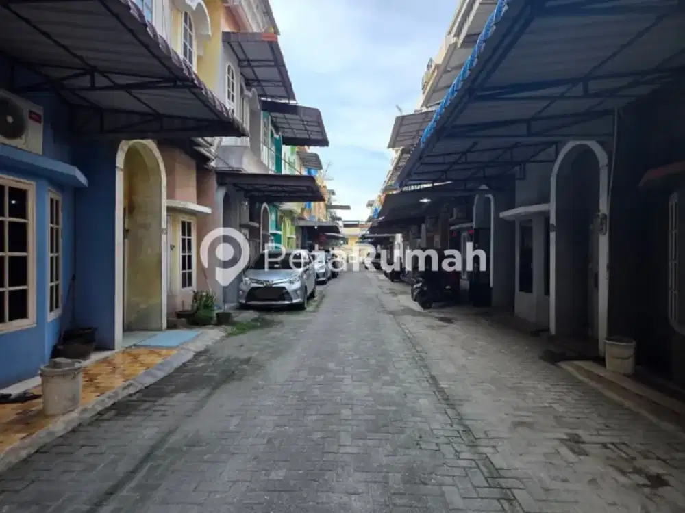 DIJUAL RUMAH JALAN SETIA JADI KOMPLEK SETIA JADI RESIDENCE - DAERAH KRAKATAU MEDAN (hendy)