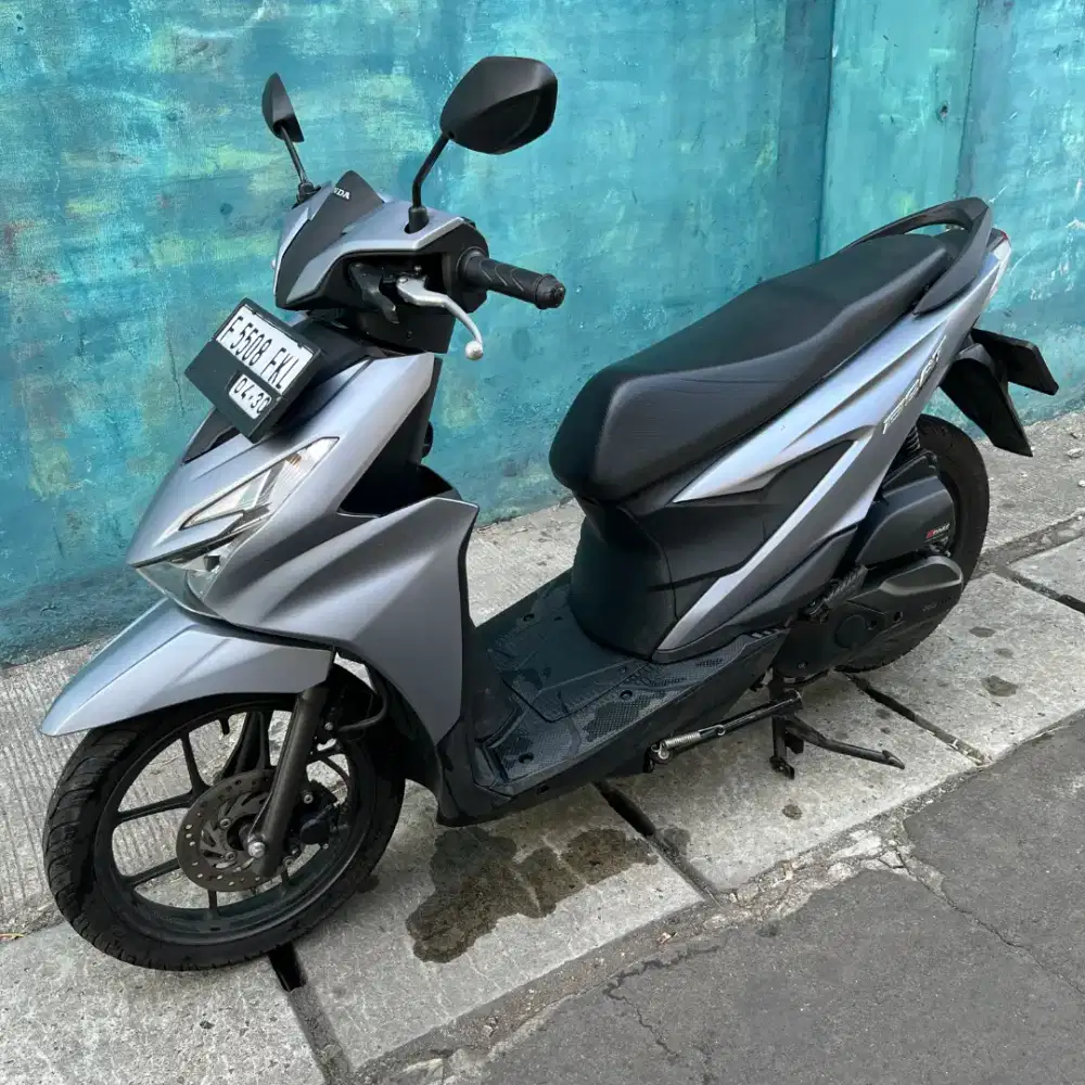 Beat Deluxe tahun 2025 dijual surat lengkap Mampang Depok