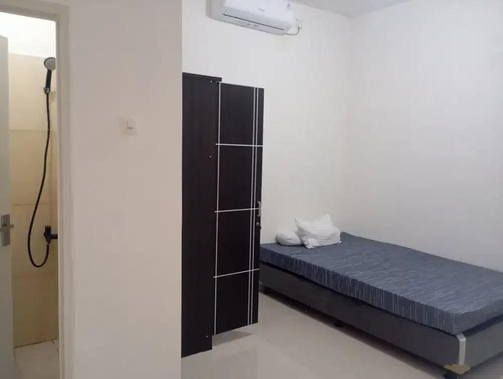 Disewakan kos mampang prapatan 2jt - 2,5jt/bulan