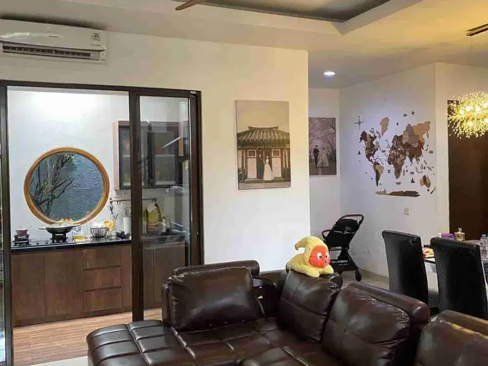 Rumah Rapi Siap Huni Lebar 8 meter Di Greenwich BSD, Dekat Gading Serpong