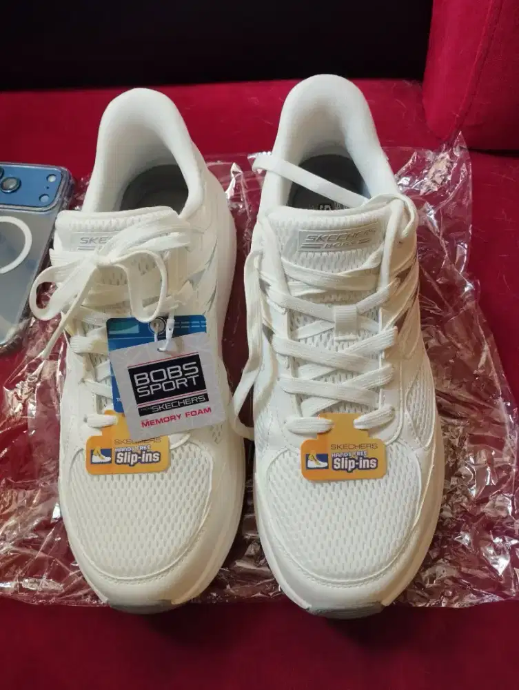 Di jual sepatu skechers