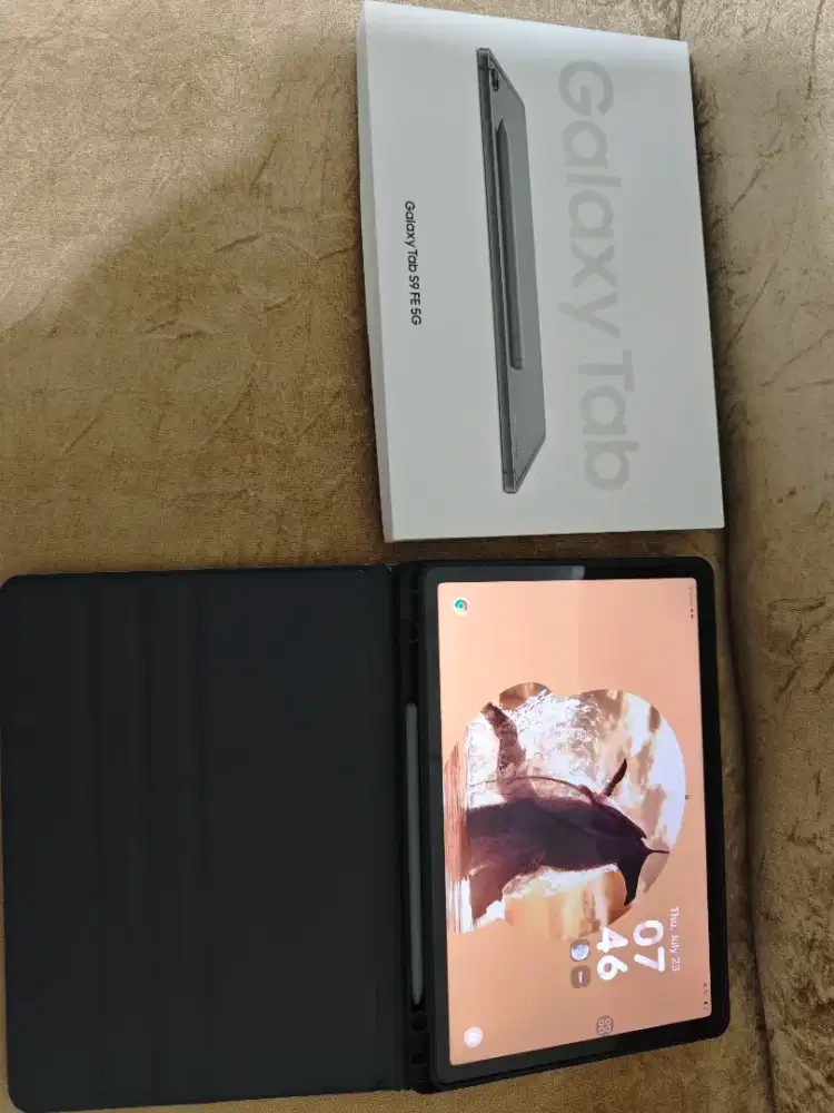 samsung tab s9 fe 6/128 yang pake kartu mulus
