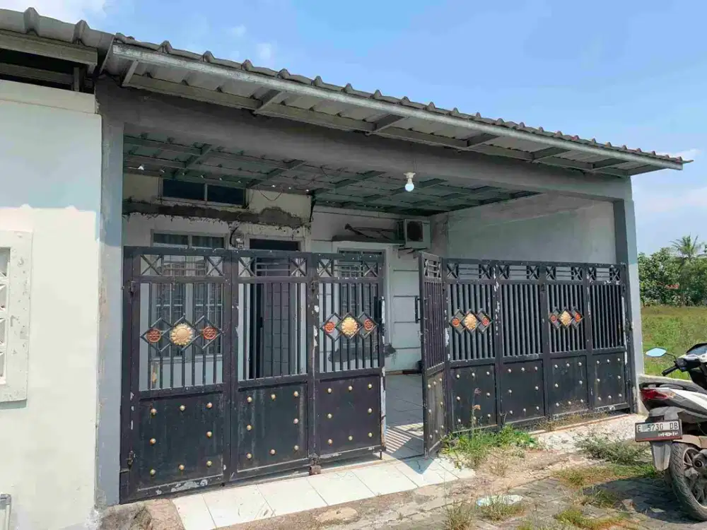 Rumah Ningrat lokasi dekat kampus ITB Arjawinangun
