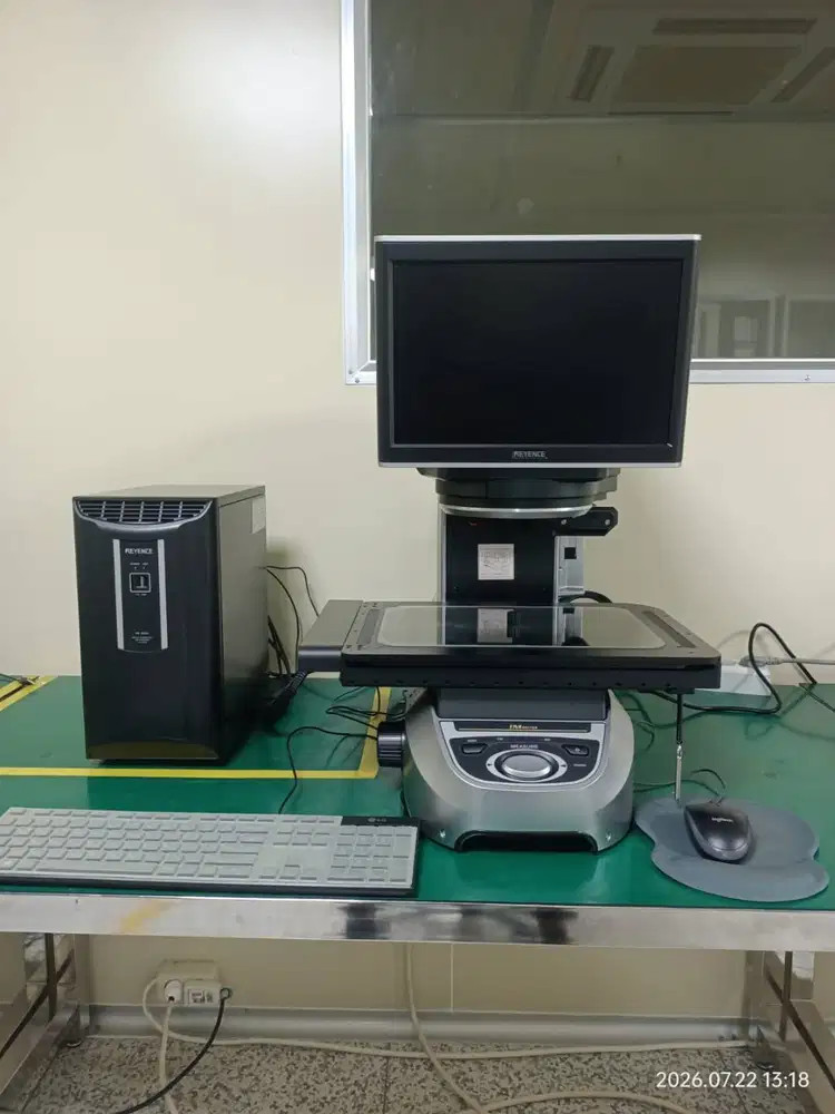 Alat pengukuran dimensi  KEYENCE IM-8000