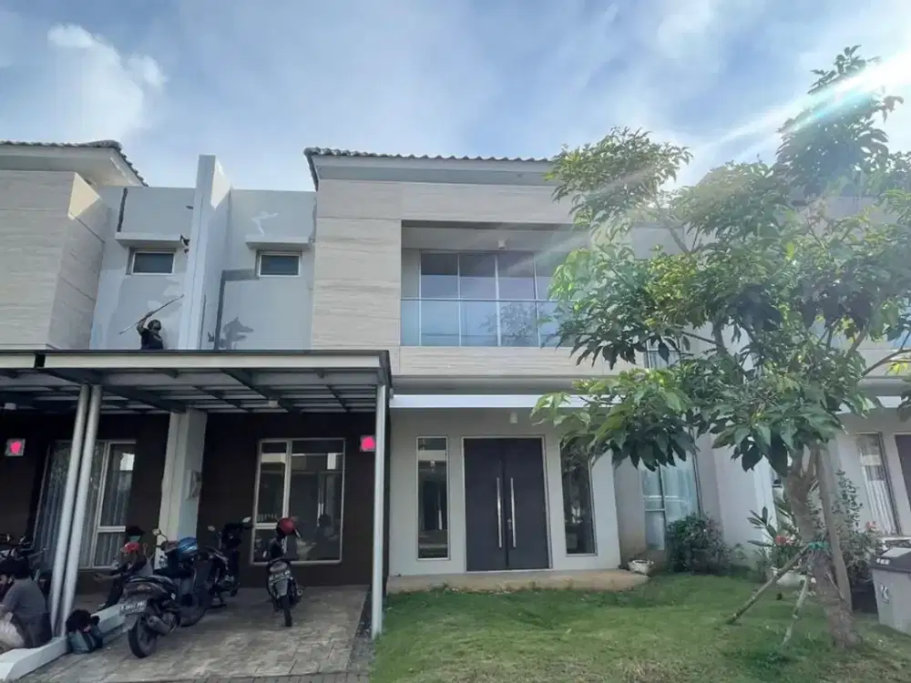 Rumah Golf Island Pik, Uk 10X15 (3+1 Kamar Tidur) Semi Furnish