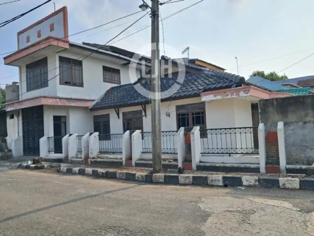 Rumah 2 Lantai di Cluster Alamanda Indah Harapan Indah Bekasi Jawa Barat