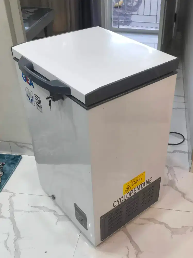Chest Freezer GEA AB-108-R 100 liter