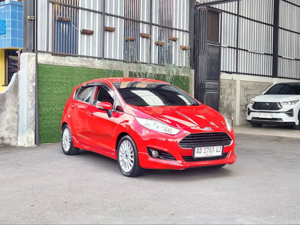 Ford Fiesta S 2014 matic pajak jalan