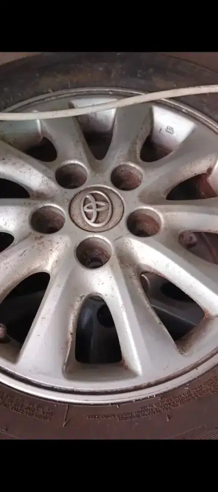Velg Grand Innova Tipe V