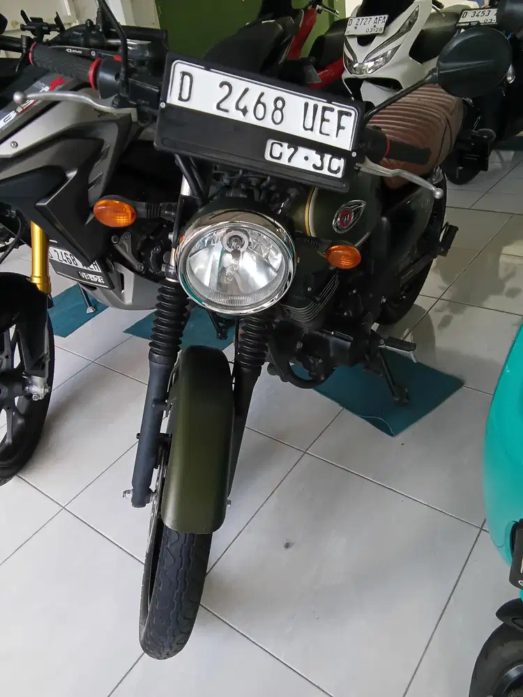 Kawasaki W 175 SE Tahun 2019