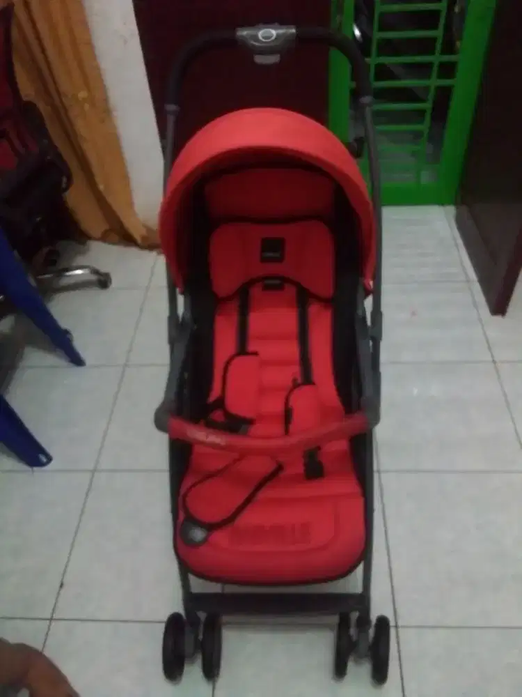 Stroller bayi merk baby Elle