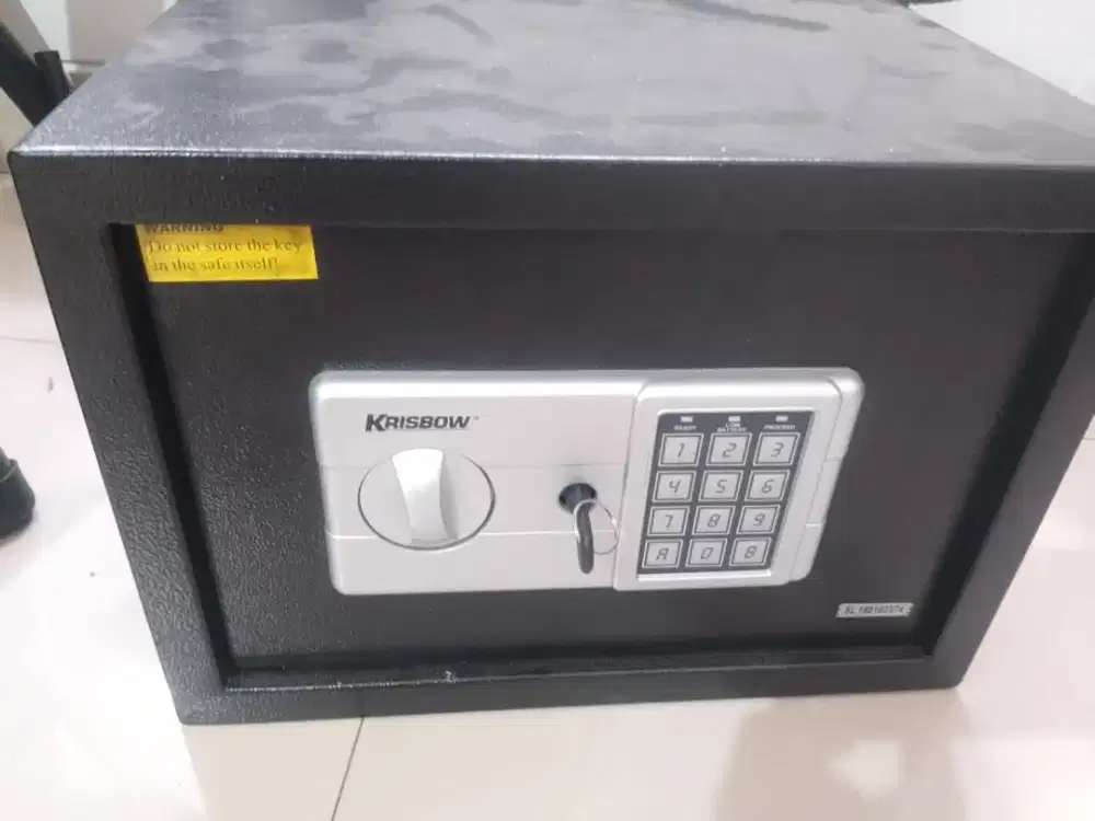 Brangkas KRISBAW murah ukuran 35cmx25x25