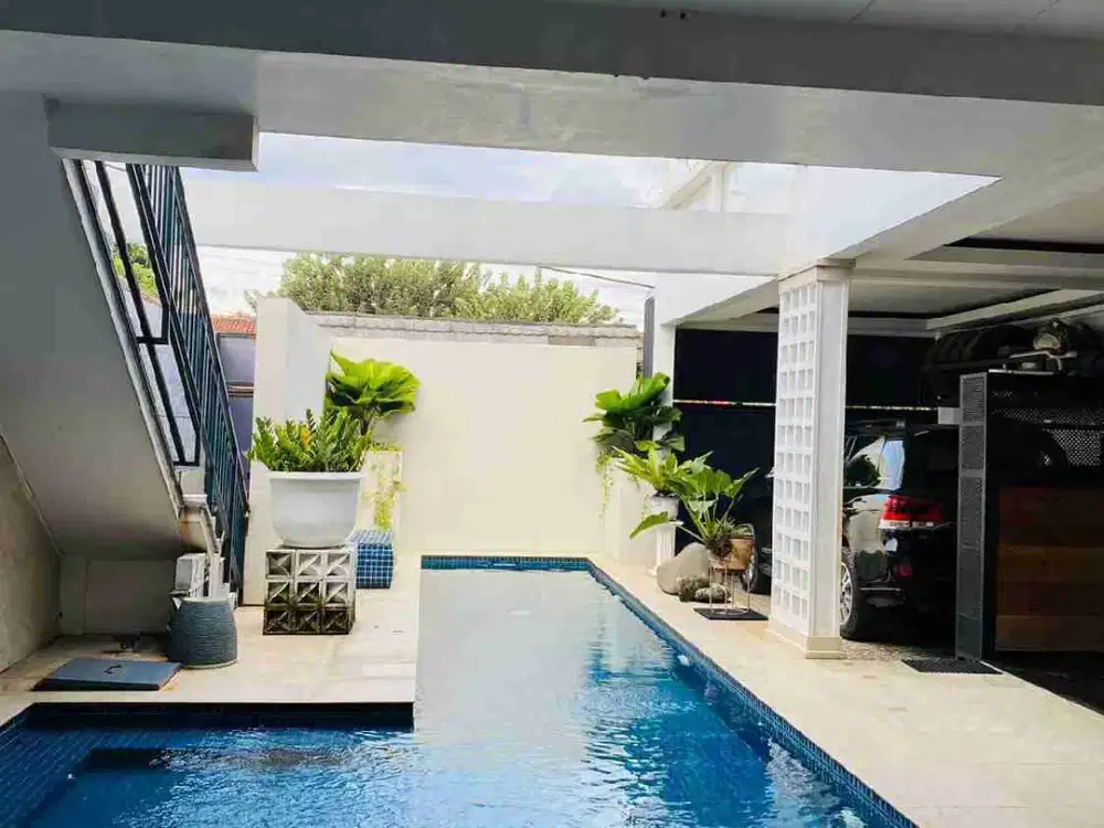 JUAL Rumah Siap Huni Fasilitas Kolam Renang dalam Rumah, Rawa Mekar Jaya Serpong