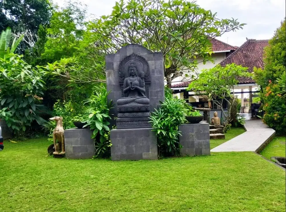 VILLA WITH NUANCE TROPICAL FOREST NEAR BEACH