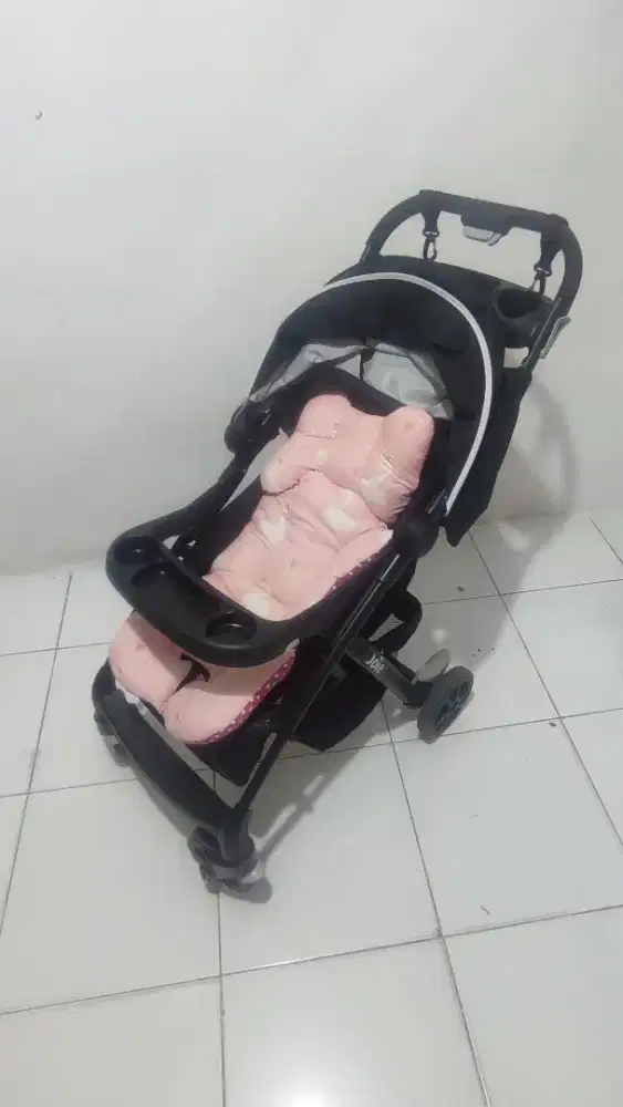 stroller joie hitam