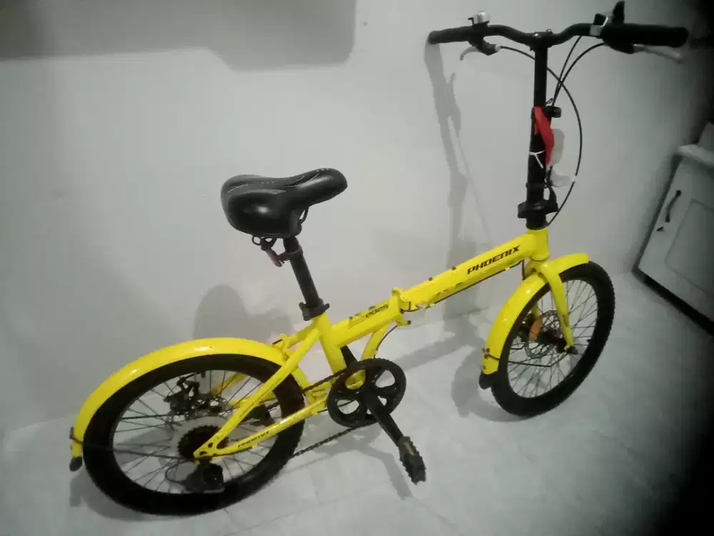 Sepeda lipat merk Phoenix type 2025