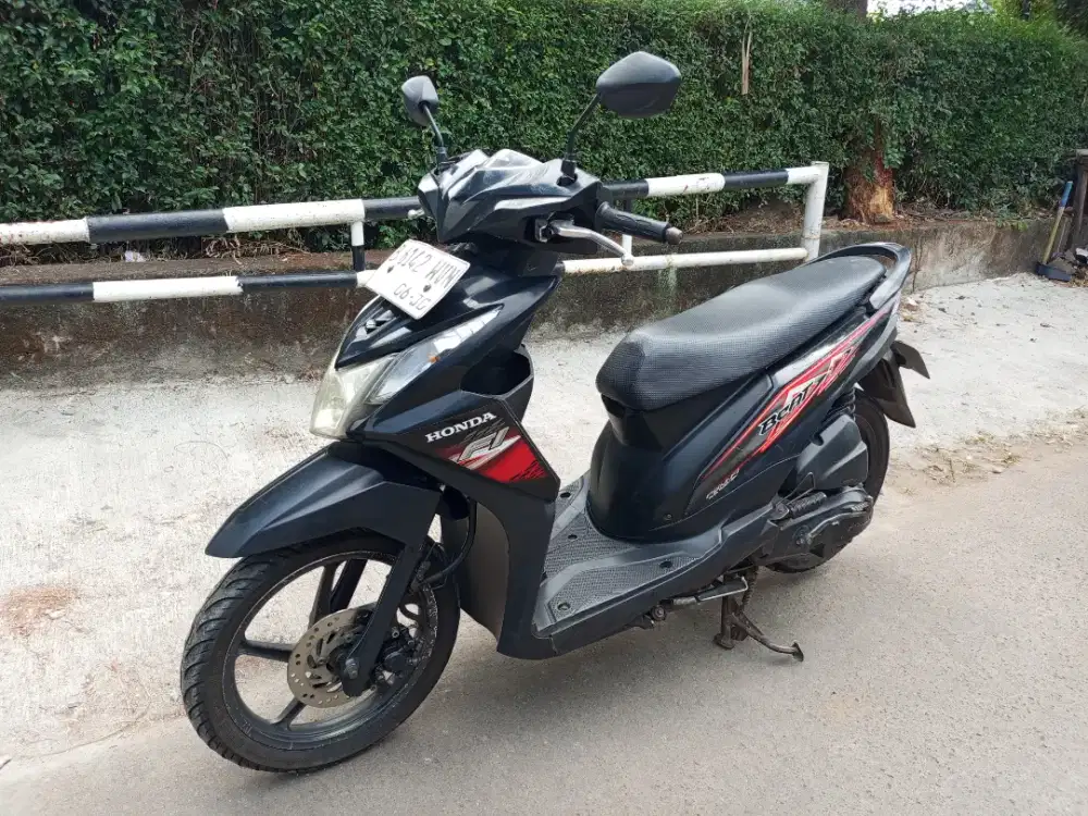 Honda beat tahun 2014 surat lengkap pajak 6-2027 Tangsel