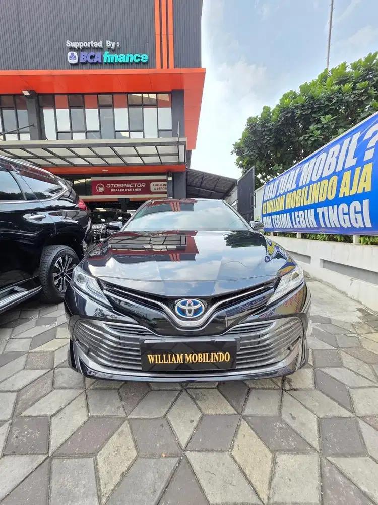 Camry V hybrid matic 2021