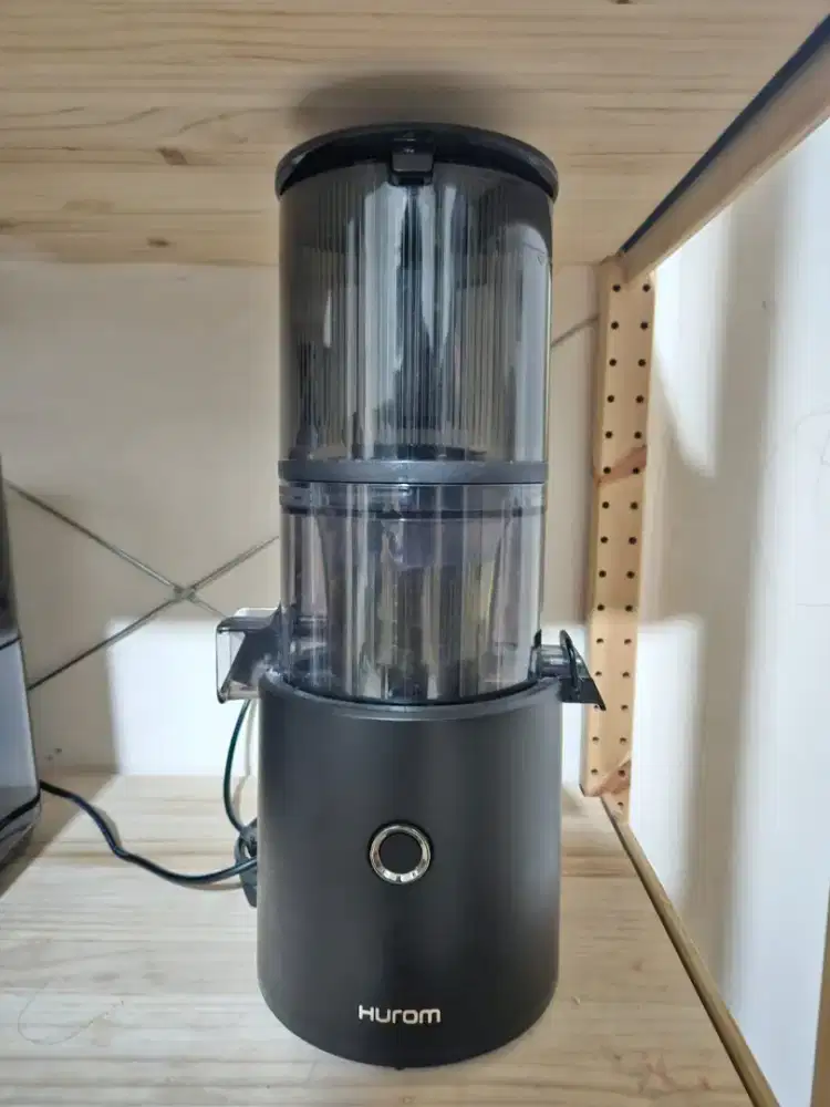 Juicer Hurom Black
