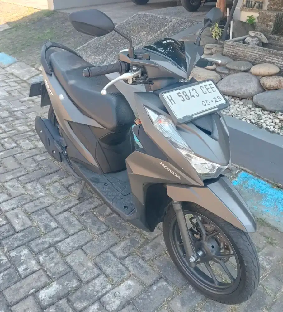 HONDA ALL NEW BEAT DELUXE 2024 WARNA SILVER