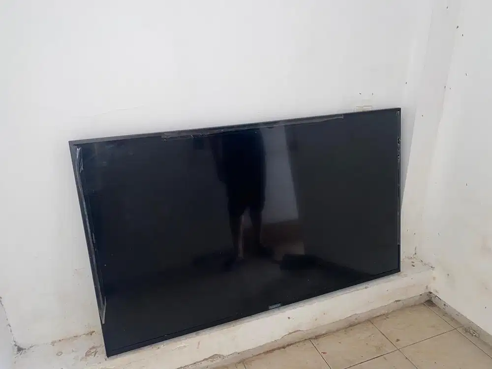 Jual Butuh Sony Smart TV 55, Kondisi LCD Mati.
