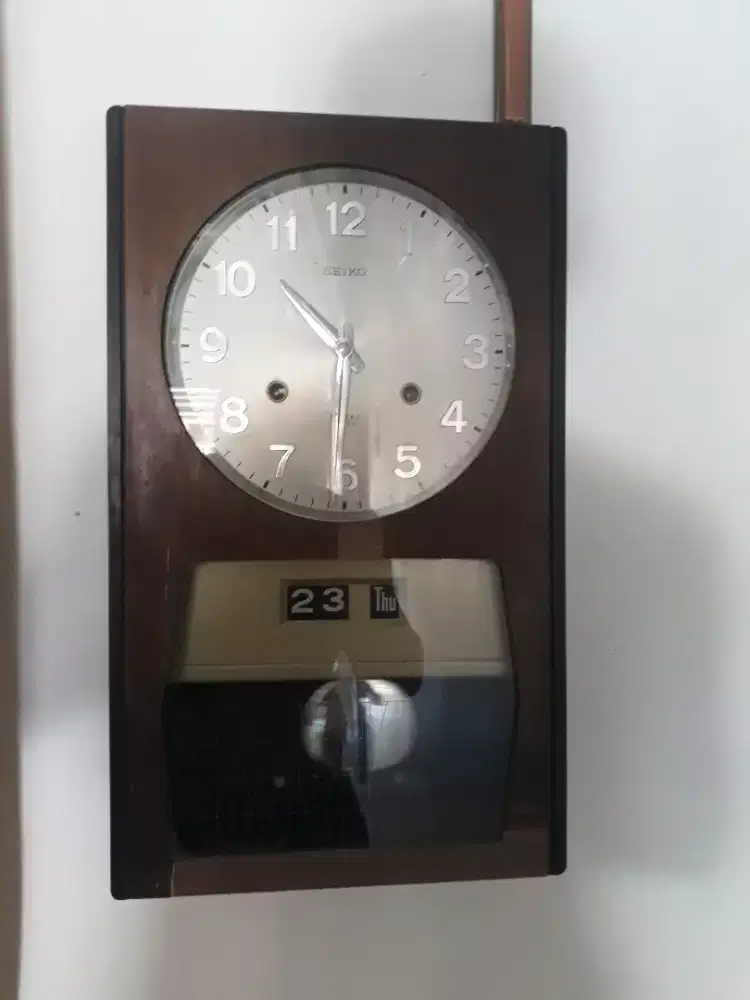 Dijual Jam Dinding Lama Merk Seiko Japan