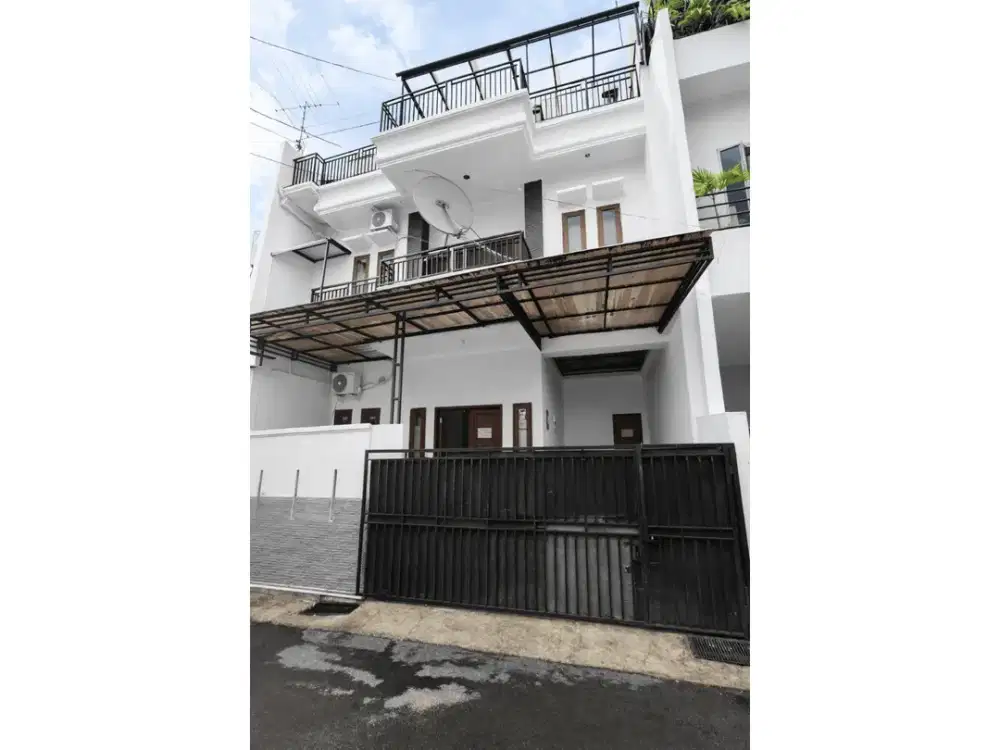 Y389 Rumah plus Kost 3 Lantai Pulo Asem Rawamangun Jakarta Timur