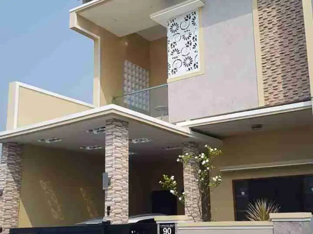 Siap huni ‼Dijual rumah terawat bangunan seperti baru keputih sby timur lokasi strategis