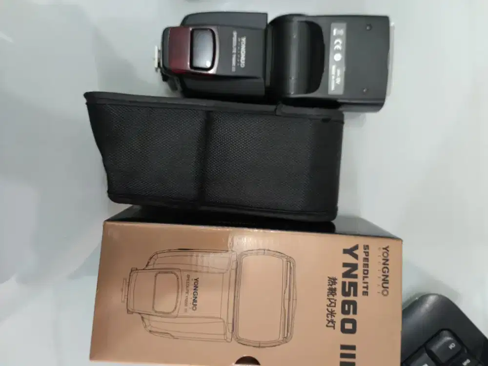 Lampu kamera DSLR YN560 III