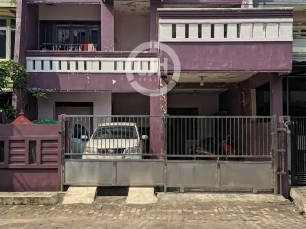 Rumah di Cluster Eramas 2000 Pulo Gebang Jakarta Timur Depan Taman