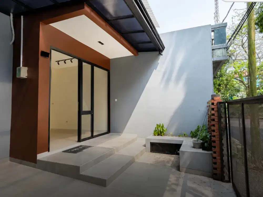 Jual Rumah Bagus 2 Lantai Siap Huni, Dekat Pusat Perbelanjaan BSD Kencana Loka, An