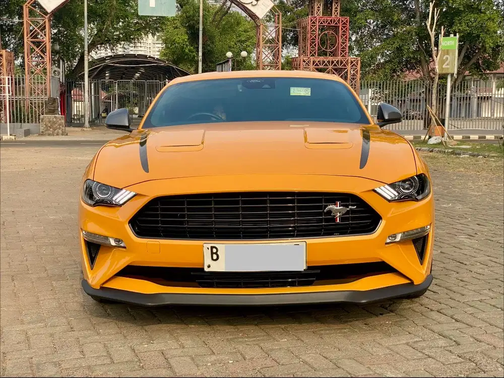 MUSTANG HIGH PERFORMANCE 2.3 AT 2023 ORANGE