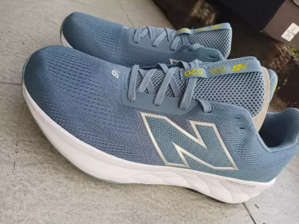 New balance original siap box ada